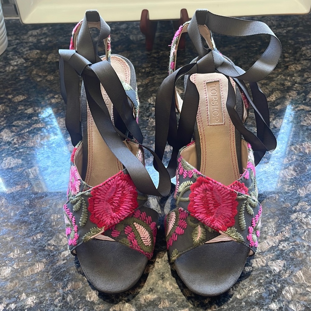 TOPSHOP Wrap Heels